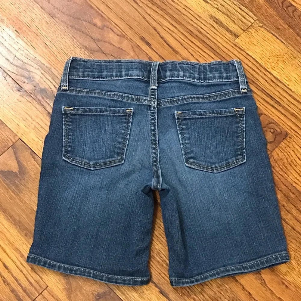 Old Navy Denim Blue Jean Shorts School Uniform Bottoms Size Small 6 / 7 Regular